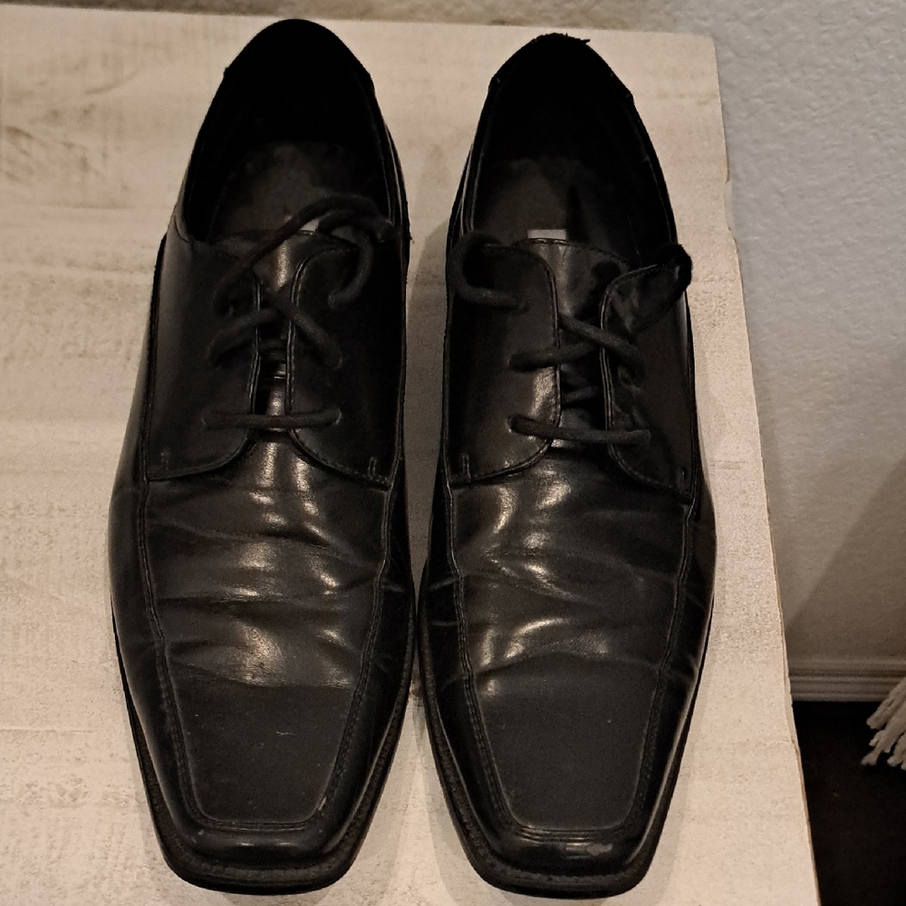 Joseph Abboud Black Oxfords with Polished Leather